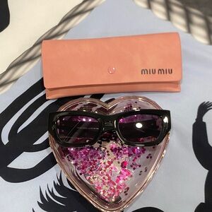 Black Sunglasses with Pink Case
